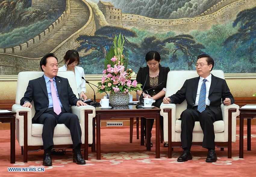 La Chine et la République de Corée s'engagent à renforcer leur coopération parlementaire  (2)