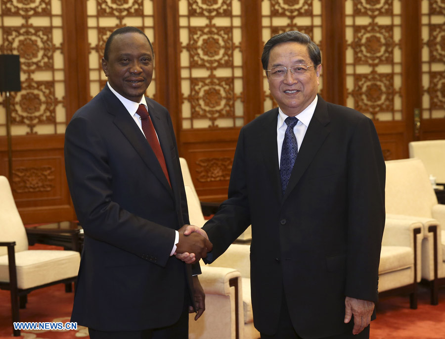 Un haut dirigeant chinois rencontre le président kenyan 