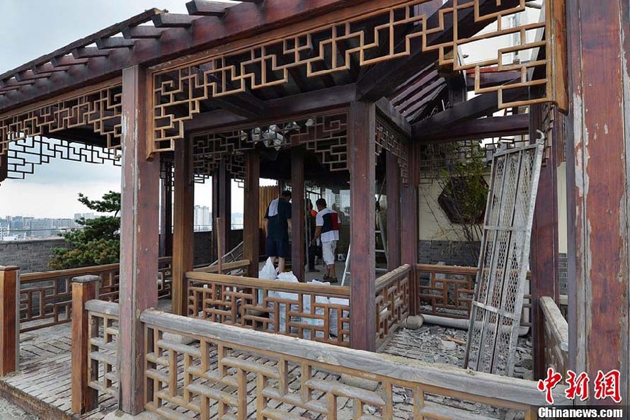 Suzhou : démolition d'un jardin sur le toit d'un immeuble (5)