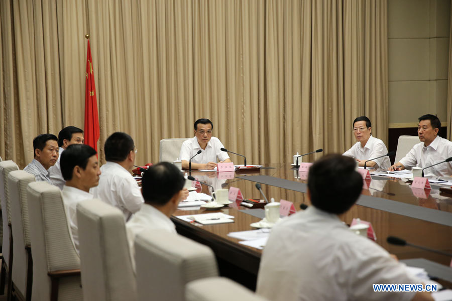 Le PM chinois appelle à des efforts pour lutter contre les inondations  (3)