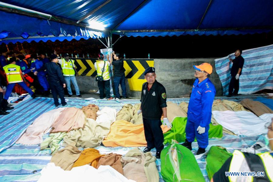 Malaisie : un bus tombe dans un ravin en montagne, faisant au moins 37 morts  (2)