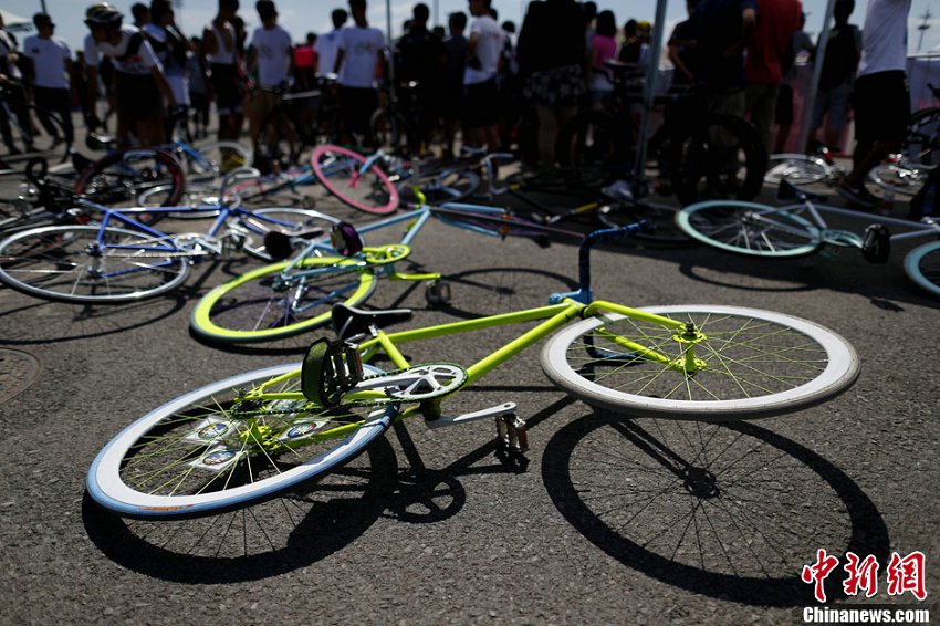 Beijing organise une compétition de vélo à pignon fixe  (10)