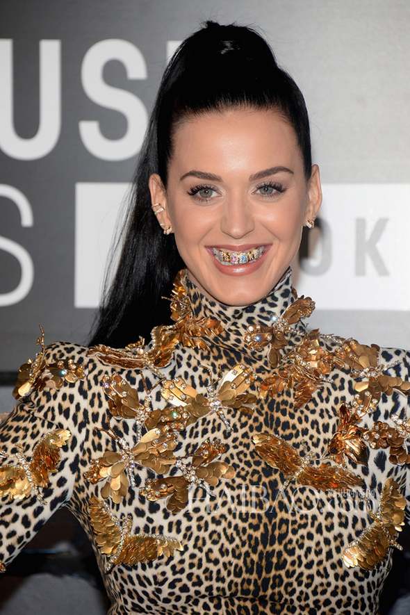 Les stars sur le tapis rouge des MTV VMA 2013 (12)