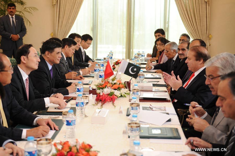 Le Premier ministre pakistanais rencontre une délégation chinoise au sujet du couloir économique Chine-Pakistan 