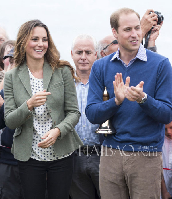 Première sortie officielle de Kate Middleton après la naissance du prince George (3)