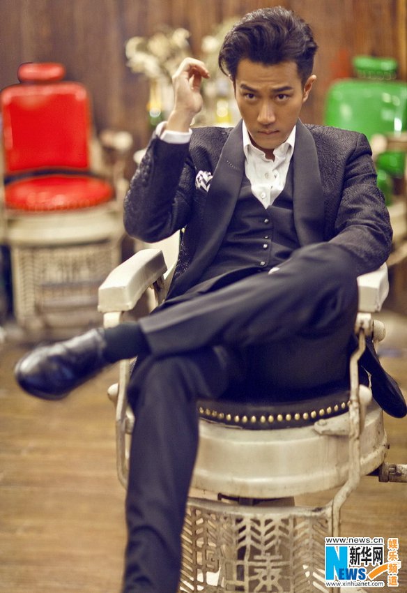 L'acteur Liu Kaiwei pose pour un magazine  (7)