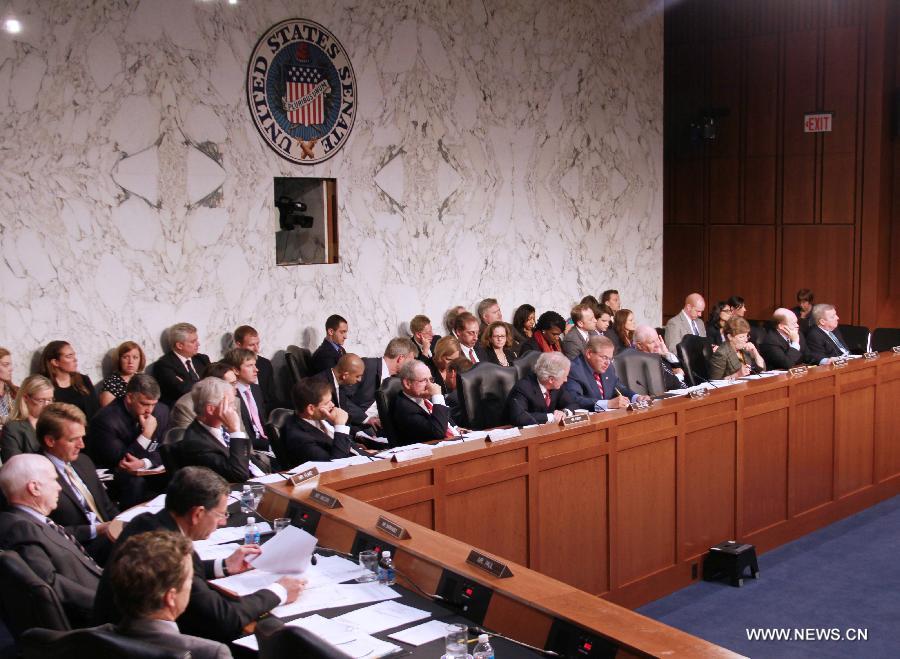 Un panel du Sénat américain donne l'autorisation pour des frappes en Syrie 
