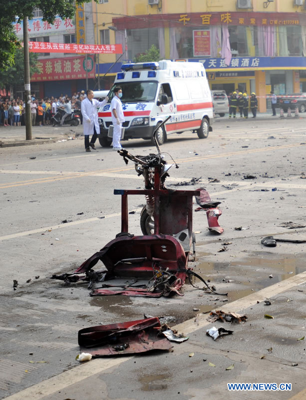Deux morts et 17 blessés dans une explosion près d'une école au Guangxi  (2)