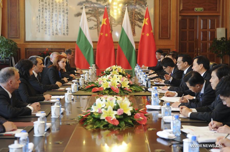 Chine/Davos d'été : Li Keqiang rencontre son homologue bulgare (2)