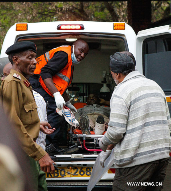 L'attaque d'un centre commercial de Nairobi fait 39 morts et plus de 150 blessés (président kényan) 