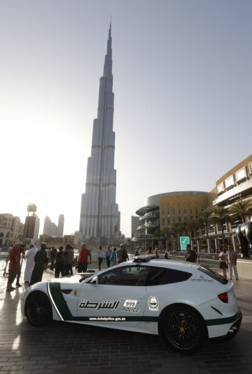 La plus haute structure du mondeLe Burj Khalifa à Dubaï, trônant à une hauteur de 828 mètres, est le gratte-ciel le plus haut du monde… pour le moment.