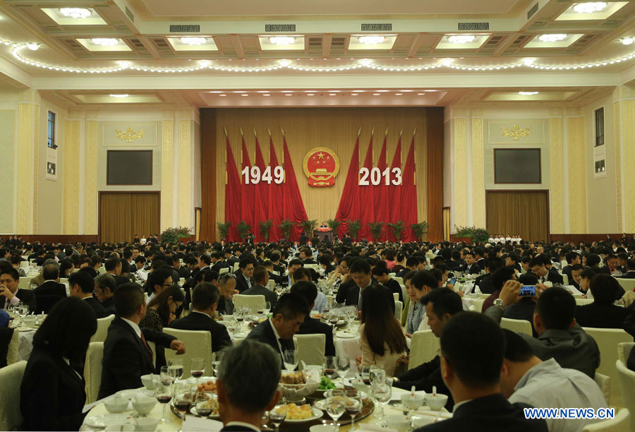 La Chine organise une réception pour célébrer la fête nationale (2)