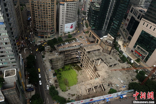 Chongqing : un vieux bâtiment de 8 étages retrouvé sous des fondations 