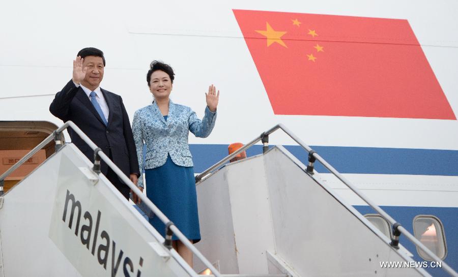 Le président chinois arrive à Kuala Lumpur pour une visite d'Etat