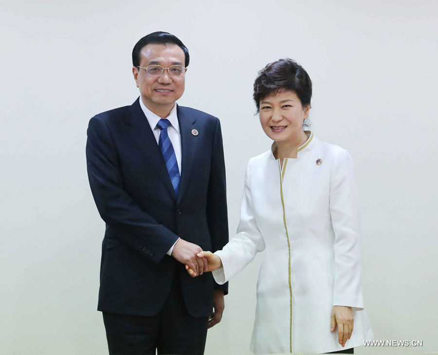 Le Premier ministre chinois rencontre des dirigeants de Corée du Sud, d'Indonésie, du Cambodge et de Nouvelle-Zélande
