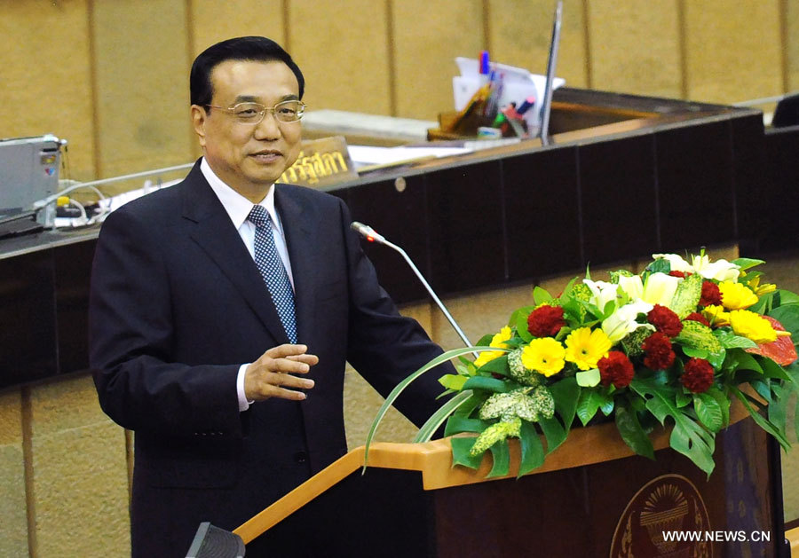 Le PM chinois appelle à une coopération économique et commerciale plus étroite avec la Thaïlande