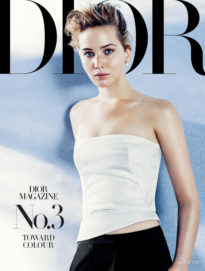 Jennifer Lawrence élégante en couverture de Dior Magazine