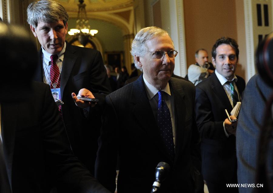 Le chef de la majorité démocrate au Sénat américain annonce un accord budgétaire bipartisan  (2)