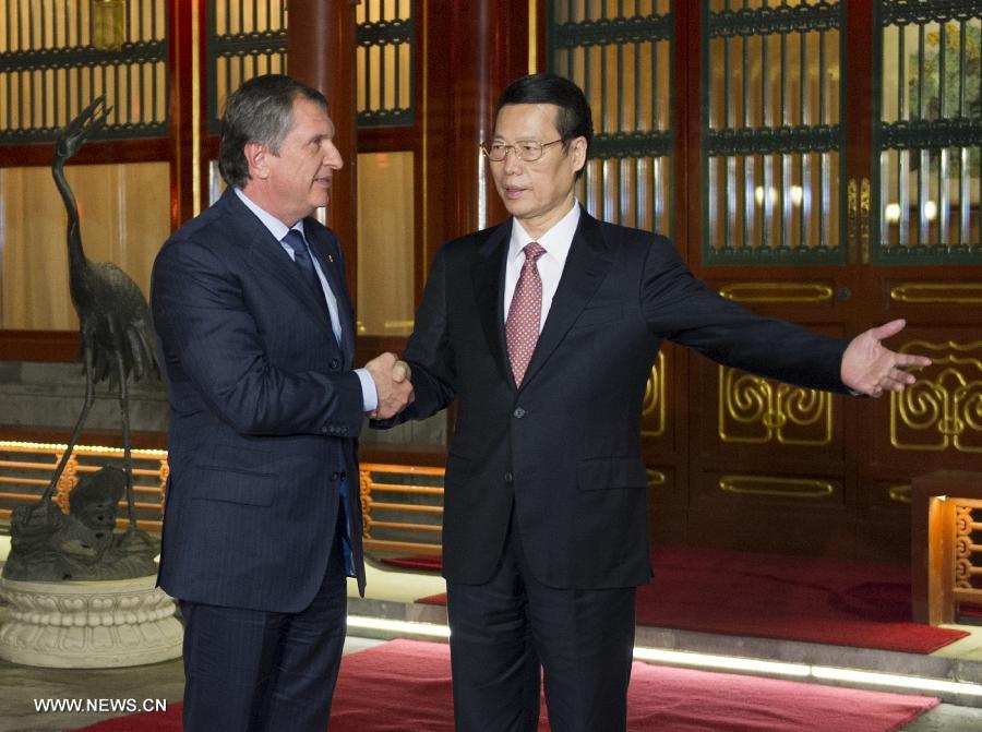 Un vice-Premier ministre chinois rencontre le PDG de Rosneft