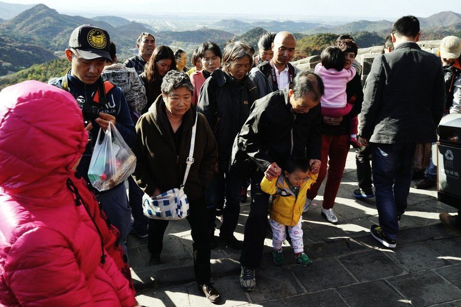 Beijing : feuilles rouges et Muraille… noire de monde   (2)