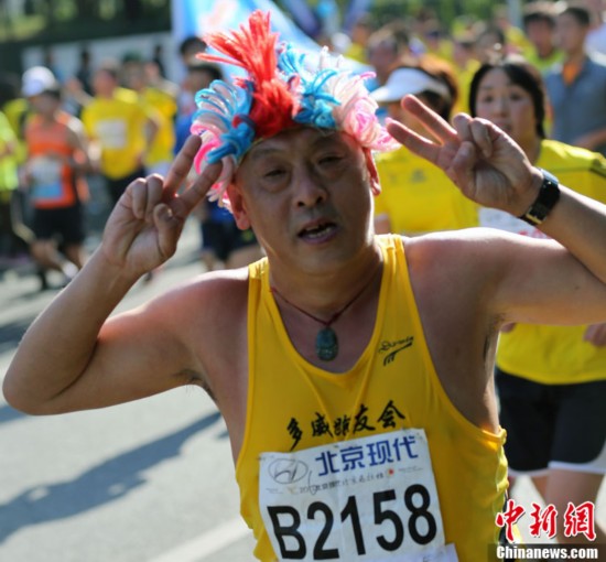 Les tenues les plus originales du Marathon de Beijing 2013 (10)