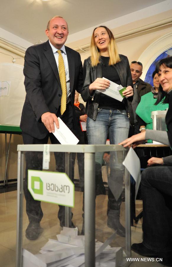Géorgie: le candidat de la coalition rêve-démocratique mène les élections présidentielles (résultats préliminaires) (2)