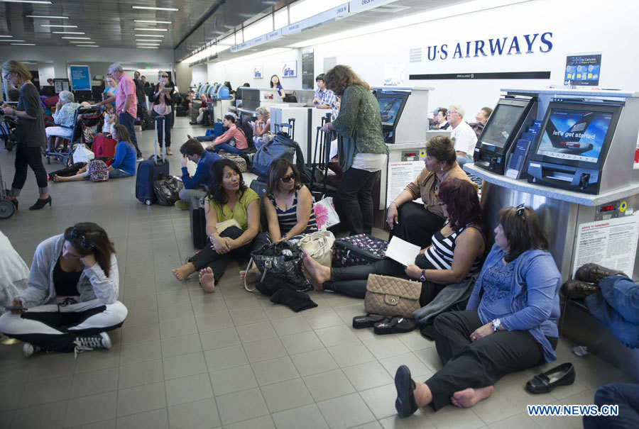 1 550 vols et plus de 167 000 passagers ont été touchés par la fusillade de l'aéroport de Los Angeles