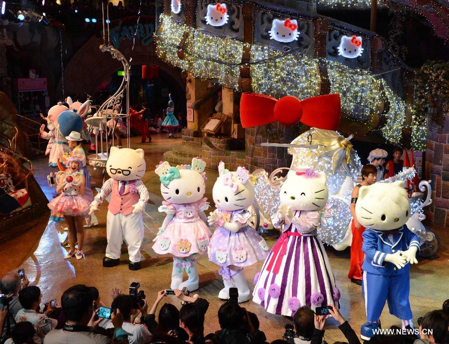 Tokyo: un bal pour le 40e anniversaire de Hello Kitty  (2)