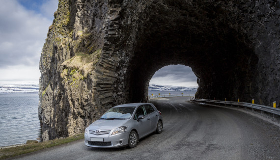 Le tunnel d'Arnarneshamar, Islande
