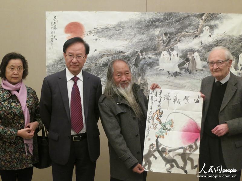 Ouverture de l'exposition des peintures de Xu Peichen à Paris (6)