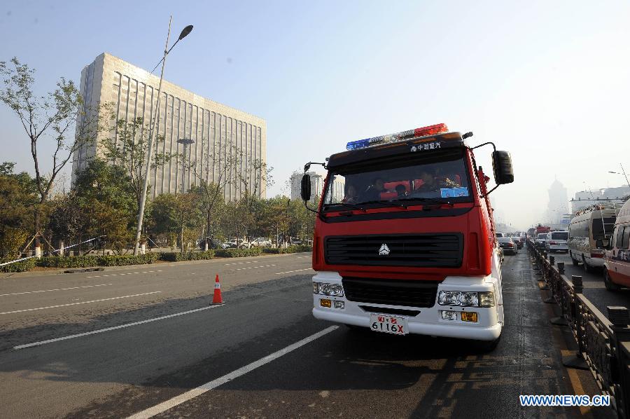 Une personne a été blessée et deux véhicules endommagés dans les explosions survenues mercredi matin devant l'immeuble du Comité provincial du Parti communiste chinois pour le Shanxi.