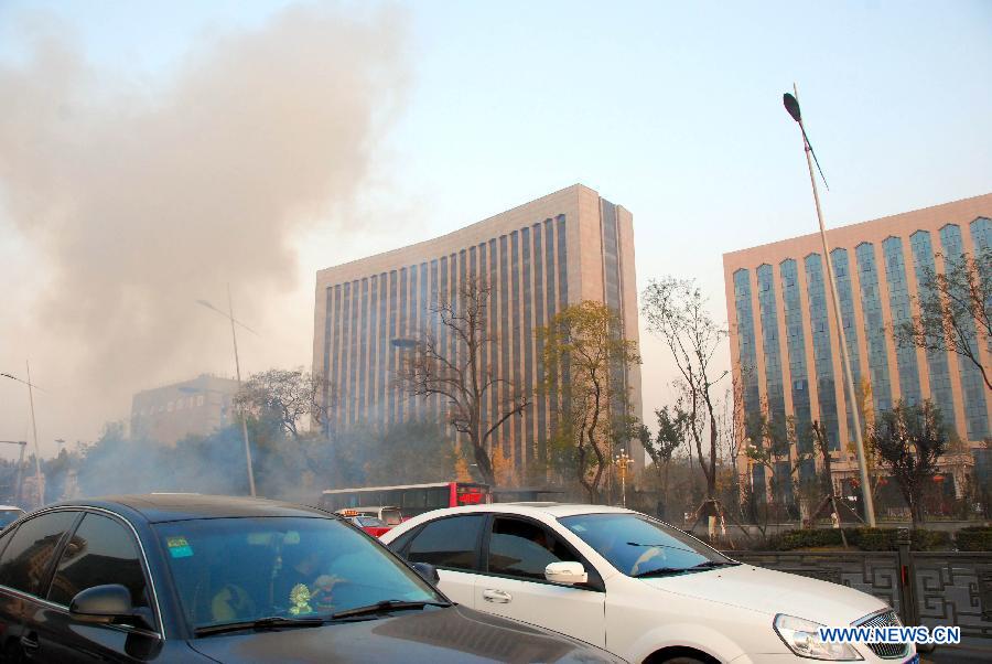 Une personne a été blessée et deux véhicules endommagés dans les explosions survenues mercredi matin devant l'immeuble du Comité provincial du Parti communiste chinois pour le Shanxi.