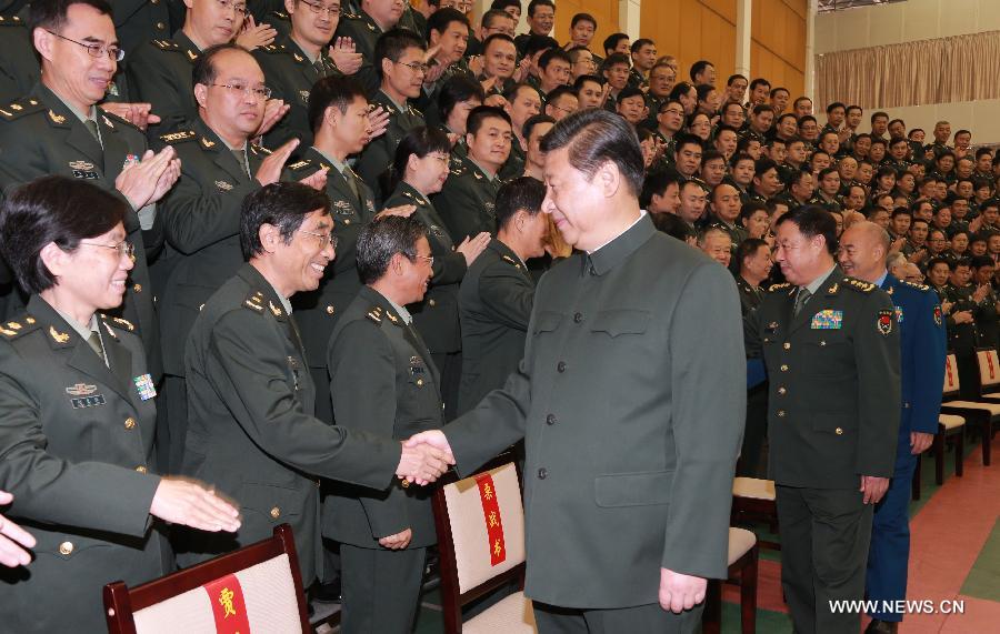 Xi Jinping appelle l'armée chinoise à maintenir le leadership du PCC (2)