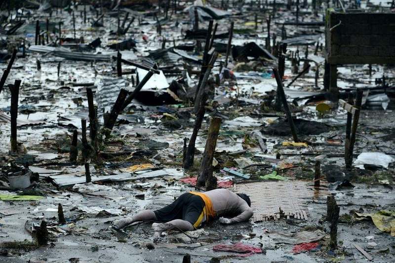 En images : les Philippines ravagées par le typhon Haiyan (17)