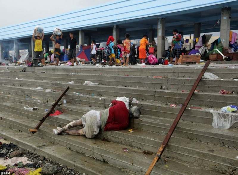 En images : les Philippines ravagées par le typhon Haiyan (7)