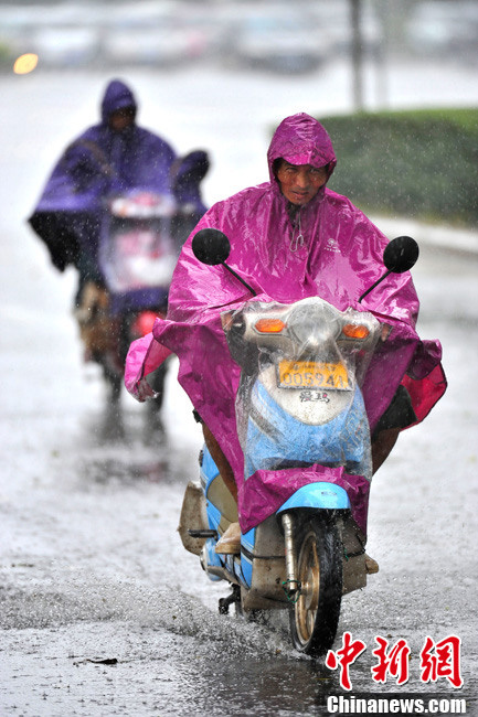 Chine : Sanya frappée par le typhon Haiyan (4)