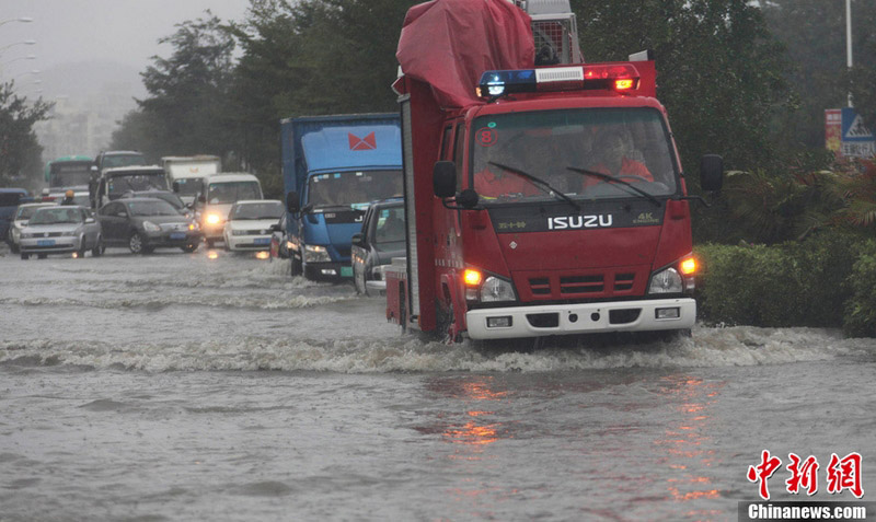 Chine : Sanya frappée par le typhon Haiyan (3)