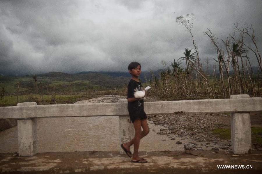 En images: la province philippine de Leyte dévastée par le typhon Haiyan  (6)