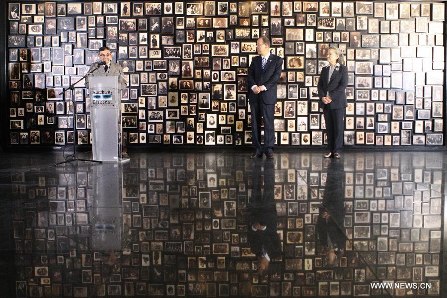Le chef de l'ONU visite l'ancien camp de concentration d'Auschwitz en Pologne (3)