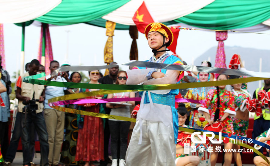 Nigeria : des artistes chinois au carnaval d'Abuja (3)