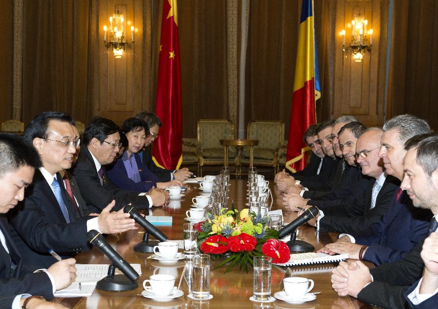 Le Premier ministre chinois appelle à des échanges parlementaires plus étroits entre la Chine et la Roumanie