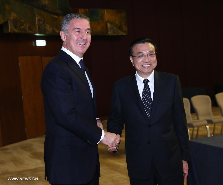 Le Premier ministre chinois rencontre des dirigeants de pays d'Europe centrale et orientale