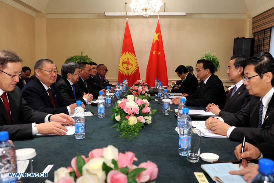 Le Premier ministre chinois rencontre ses homologues kirghize, kazakh et tadjik
