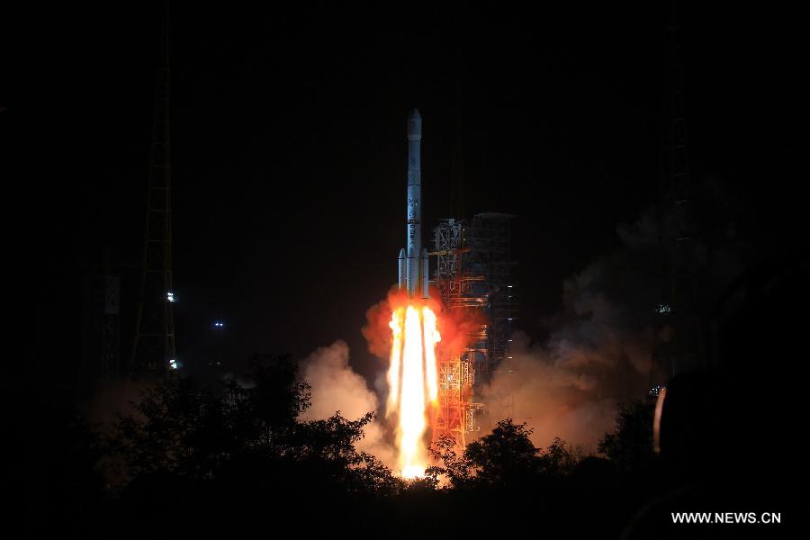 Chine: lancement de la sonde lunaire Chang'e-3 avec un rover à bord  (11)