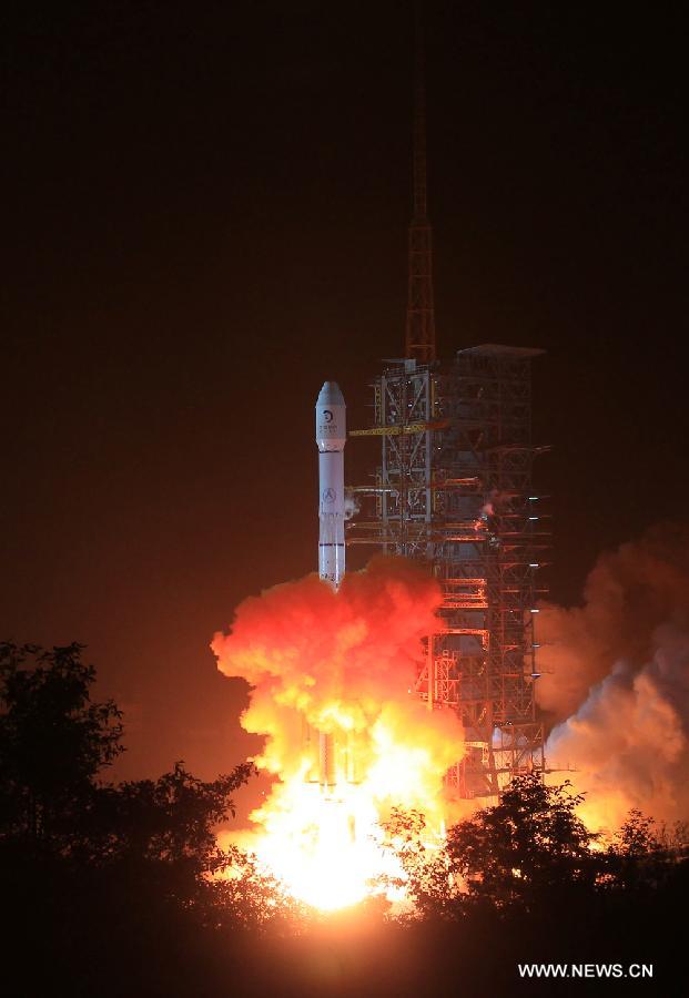 Chine: lancement de la sonde lunaire Chang'e-3 avec un rover à bord  (6)