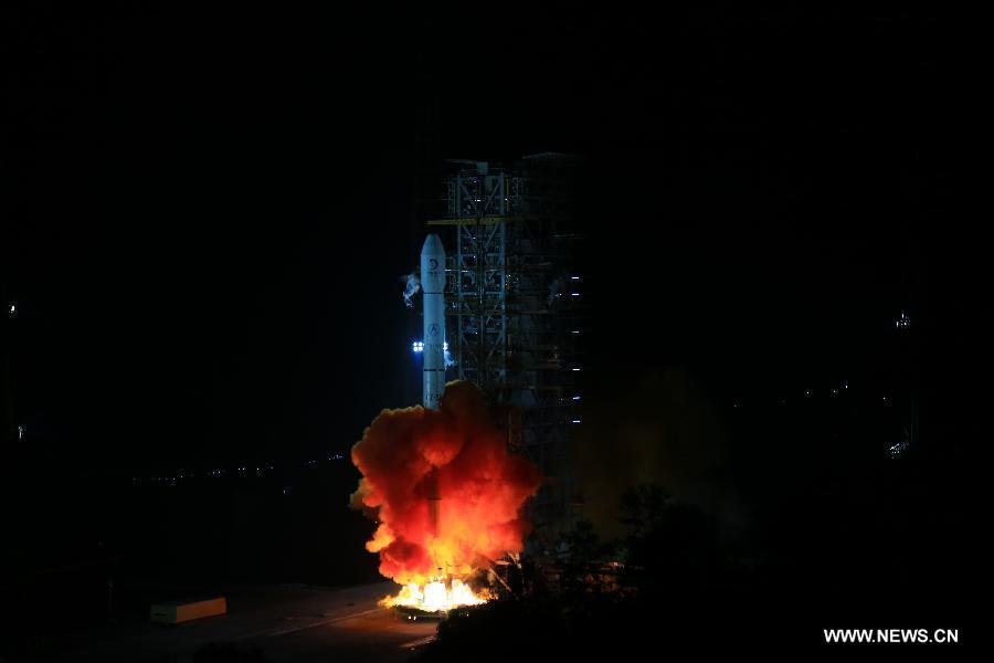 Chine: lancement de la sonde lunaire Chang'e-3 avec un rover à bord  (2)