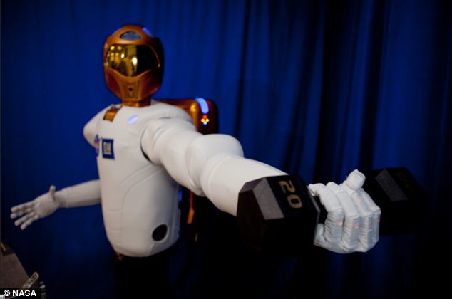 Le robot russe SAR-401, conçu pour travailler dans l'espace (6)