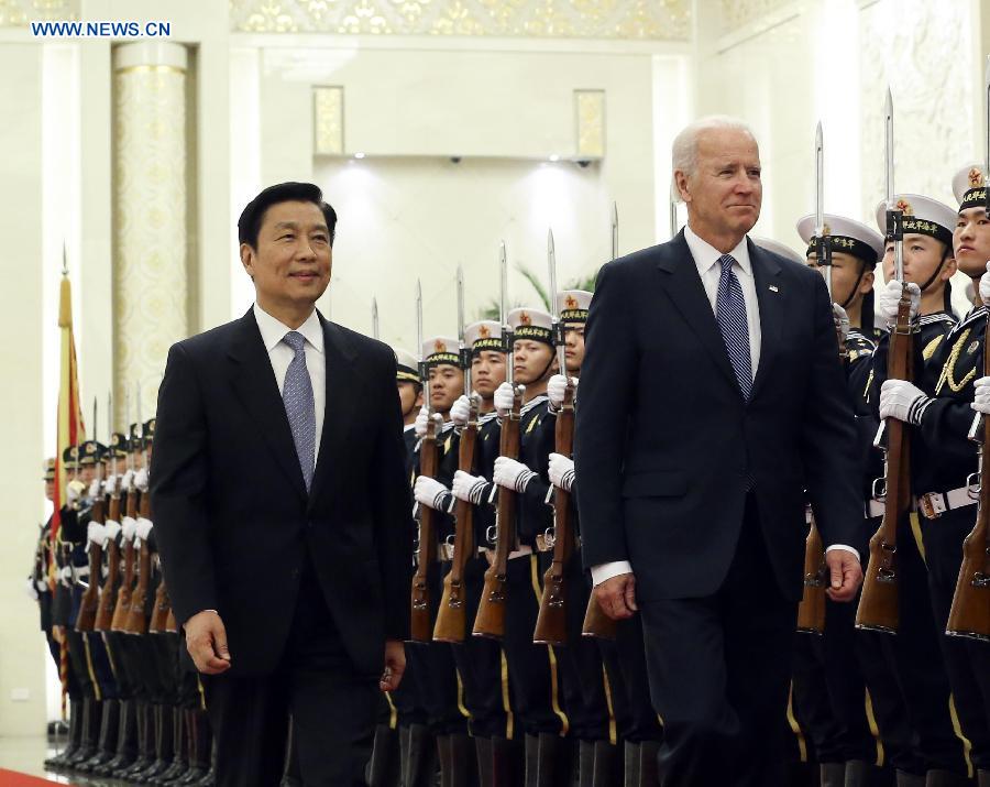 Le vice-président chinois rencontre son homologue américain (4)