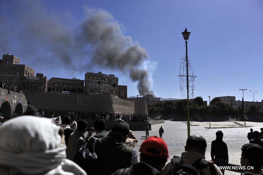 Yémen: 20 morts dans un attentat-suicide contre le ministère de la Défense à Sanaa (3)