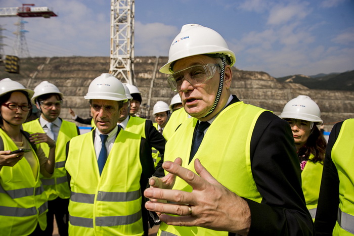 Jean-Marc Ayrault en visite à la centrale nucléaire de Taishan (2)